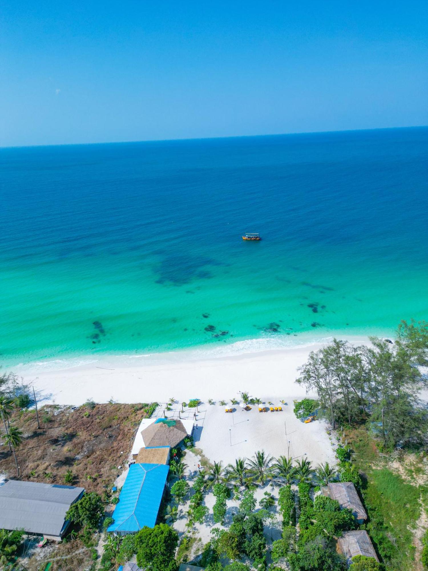 Long Beach Resort Koh Rong Sok San Village Экстерьер фото